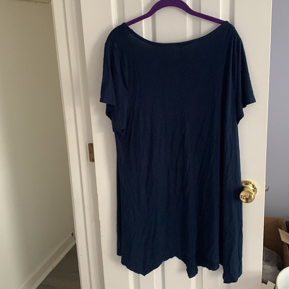 Torrid Super Soft Knit Shirt Blouse Size 3 (22/24) Navy Blue Short Sleeve - Picture 6 of 7